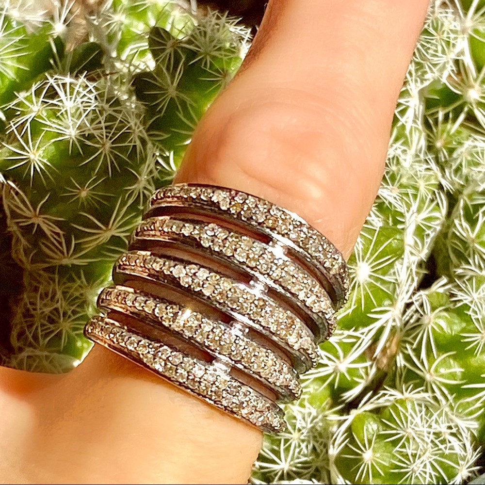 Lady Daisy diamond & oxidized sterling silver ring
